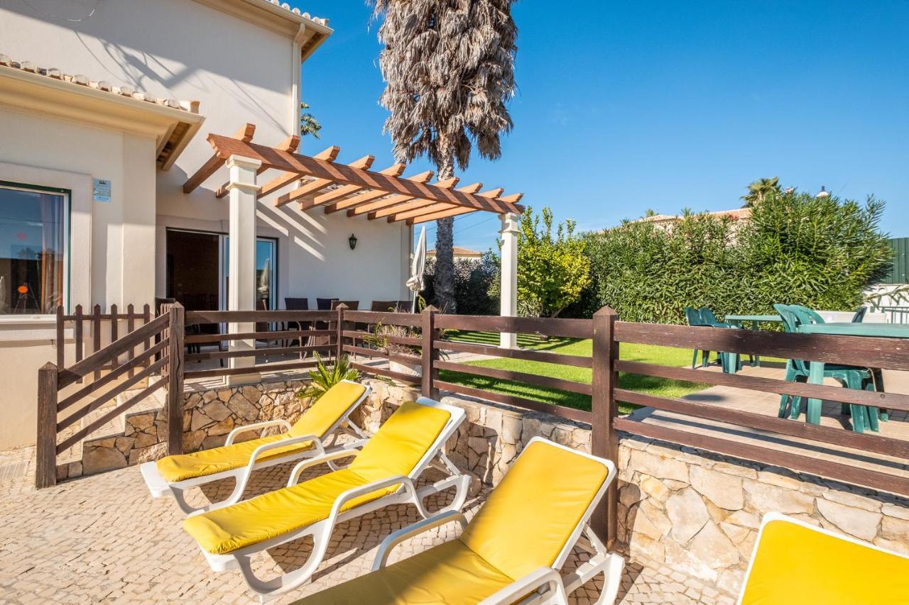 Villa Cordeiro - Heated Pool - Free Wi-Fi - Air Con Guia  Luaran gambar