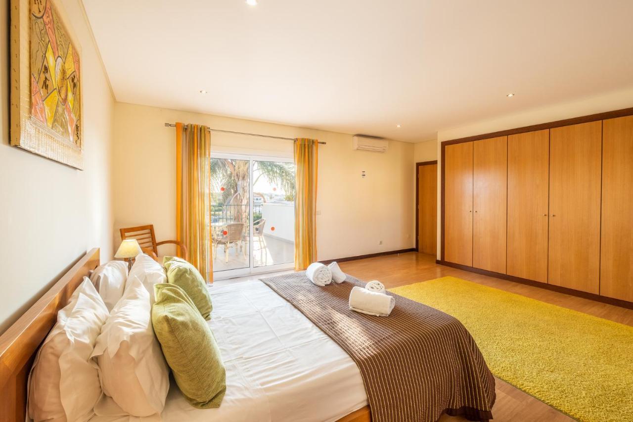 Villa Cordeiro - Heated Pool - Free Wi-Fi - Air Con Guia  Luaran gambar